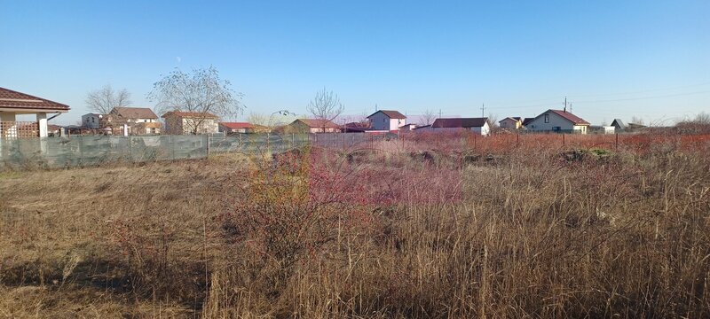 Sabareni, teren intravilan construibil, cu utilitati in apropiere